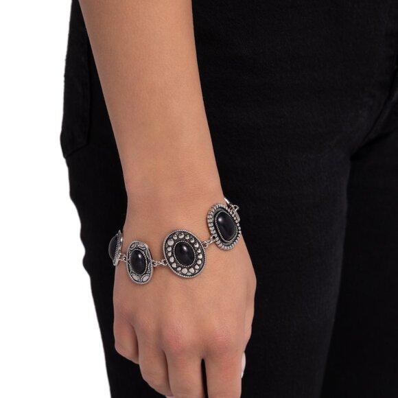 Taos Trendsetter - Black Bracelet - Picture 2 of 2